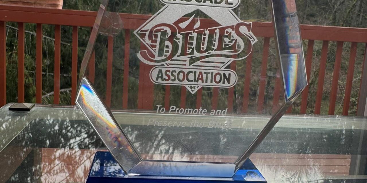 Allen Markel receives Muddy Award for Bass Player of the Year!